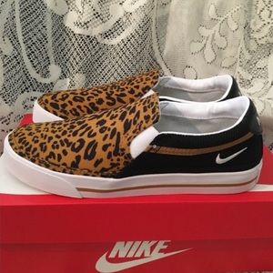 Nike women's court legacy SLP